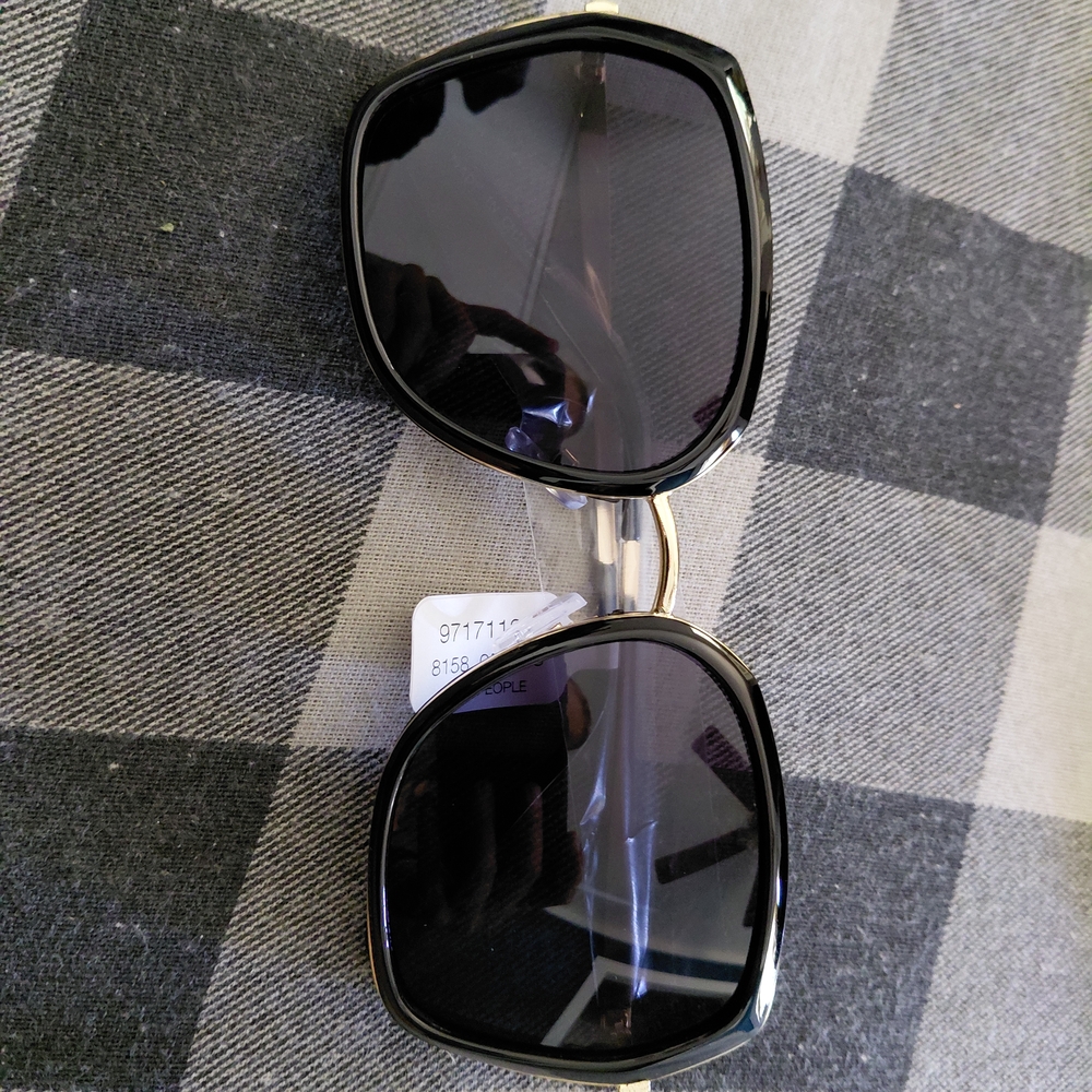 Stylish Black Sunglasses